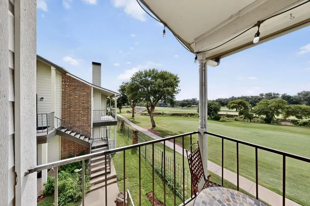 5981 Arapaho Road Dallas TX 75248