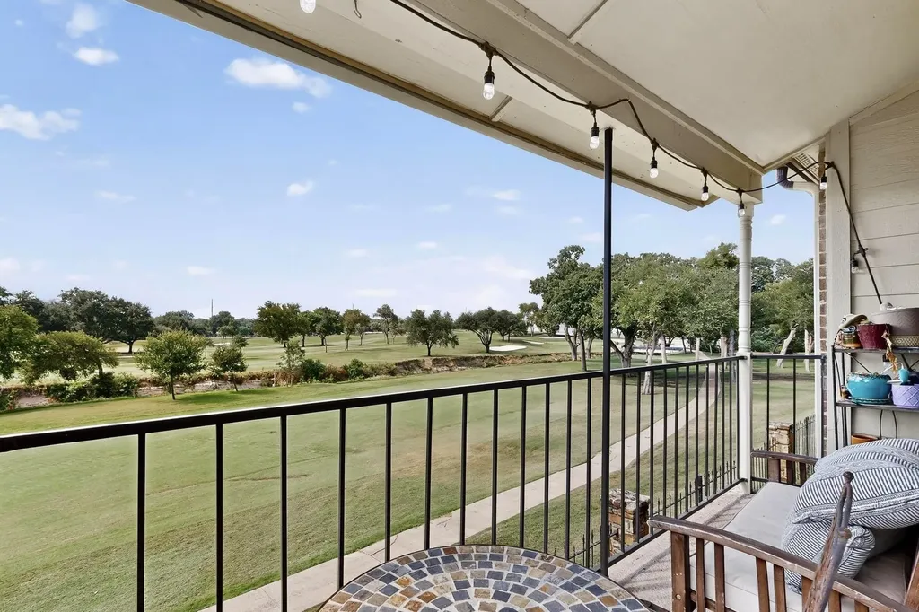 5981 Arapaho Road Dallas TX 75248