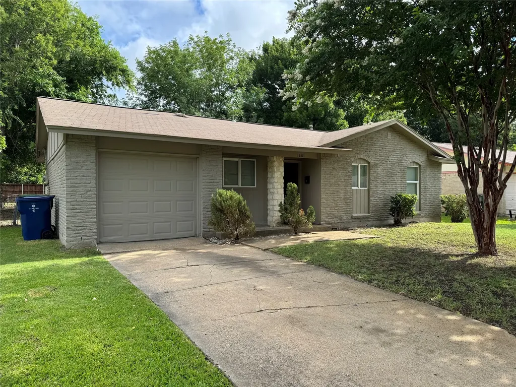 1201 Shorehaven Drive Garland TX 75040