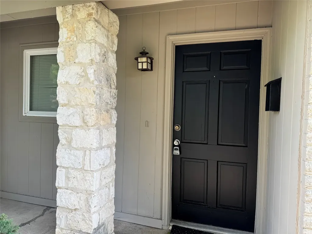 1201 Shorehaven Drive Garland TX 75040