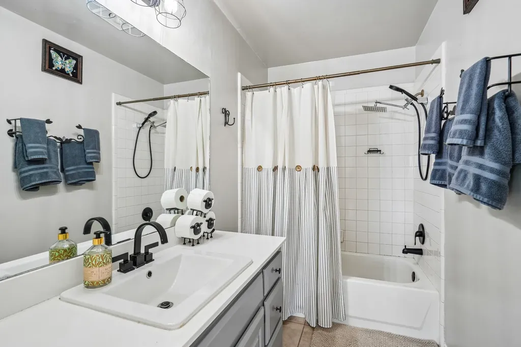 8722 Bayshore Lane Rowlett TX 75088