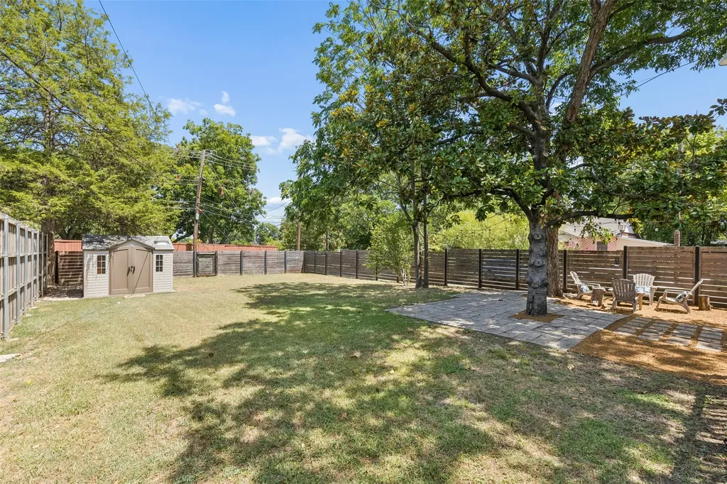 802 Turner Avenue Dallas TX 75208