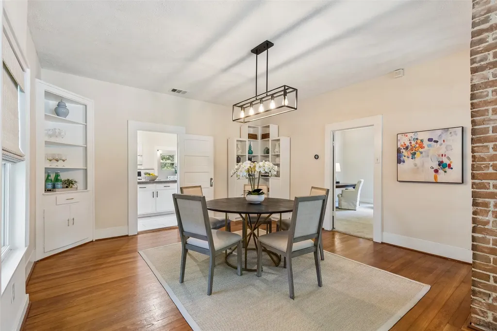 802 Turner Avenue Dallas TX 75208