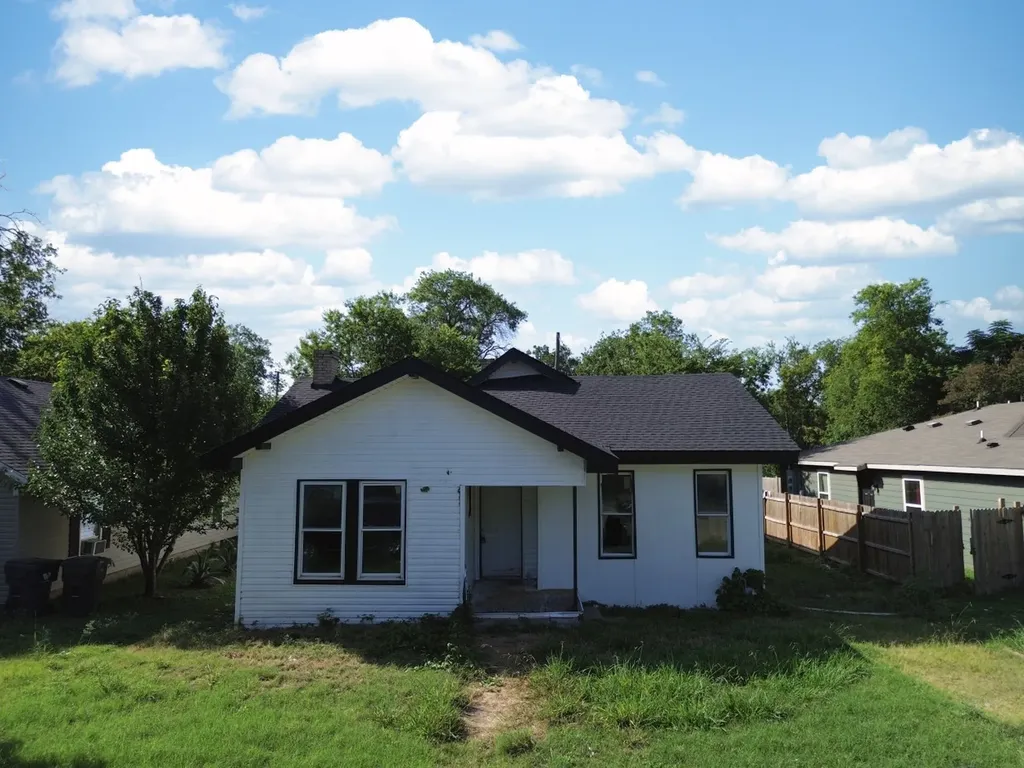 2210 Mckenzie Avenue Waco TX 76708