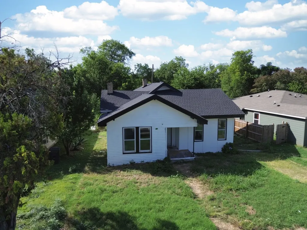 2210 Mckenzie Avenue Waco TX 76708