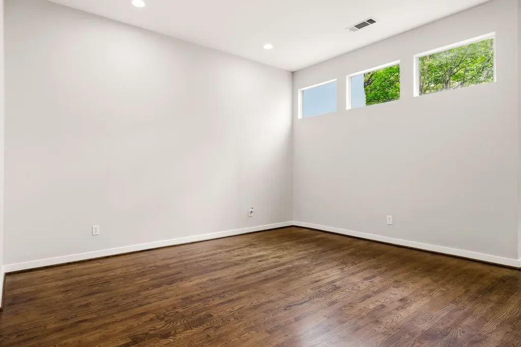 3925 Gilbert Avenue Dallas TX 75219