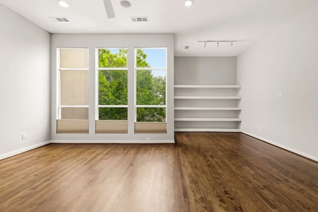 3925 Gilbert Avenue Dallas TX 75219