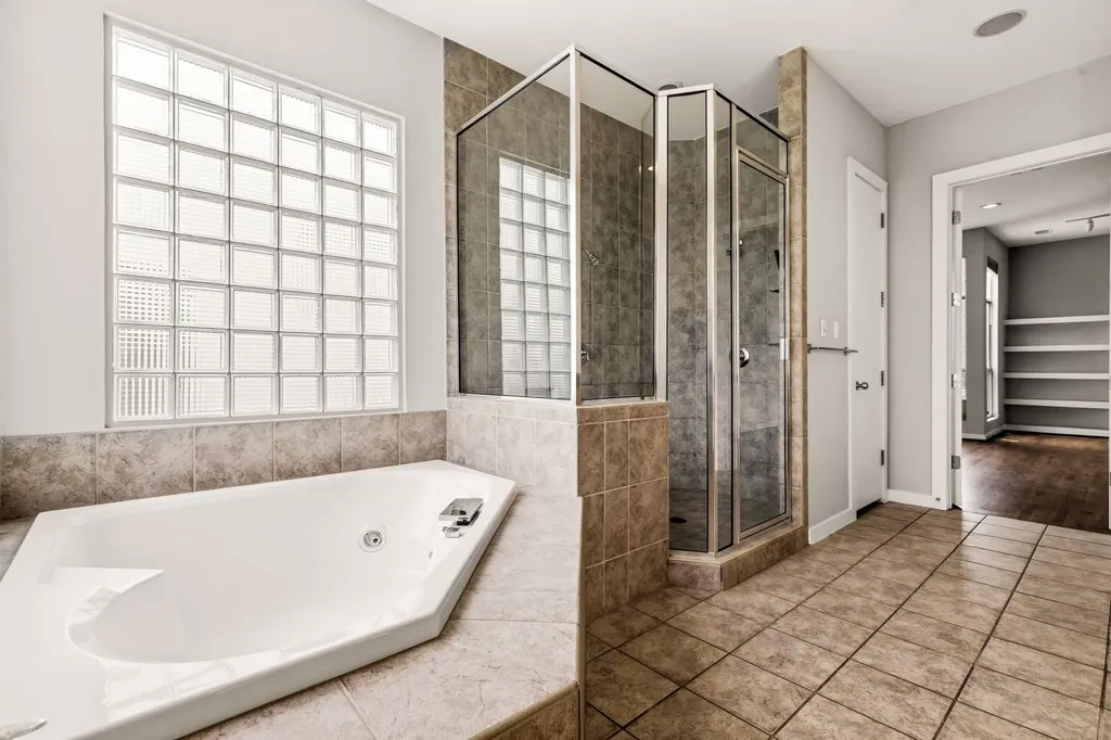 3925 Gilbert Avenue Dallas TX 75219