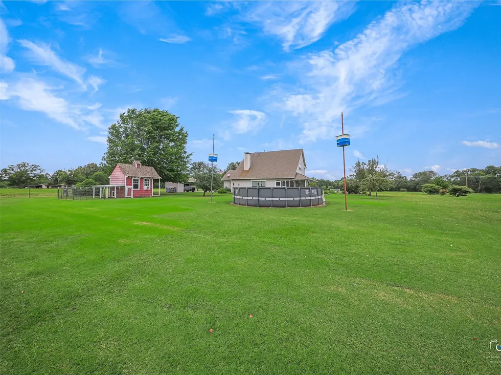 1880 County Road 2610 Bonham TX 75418