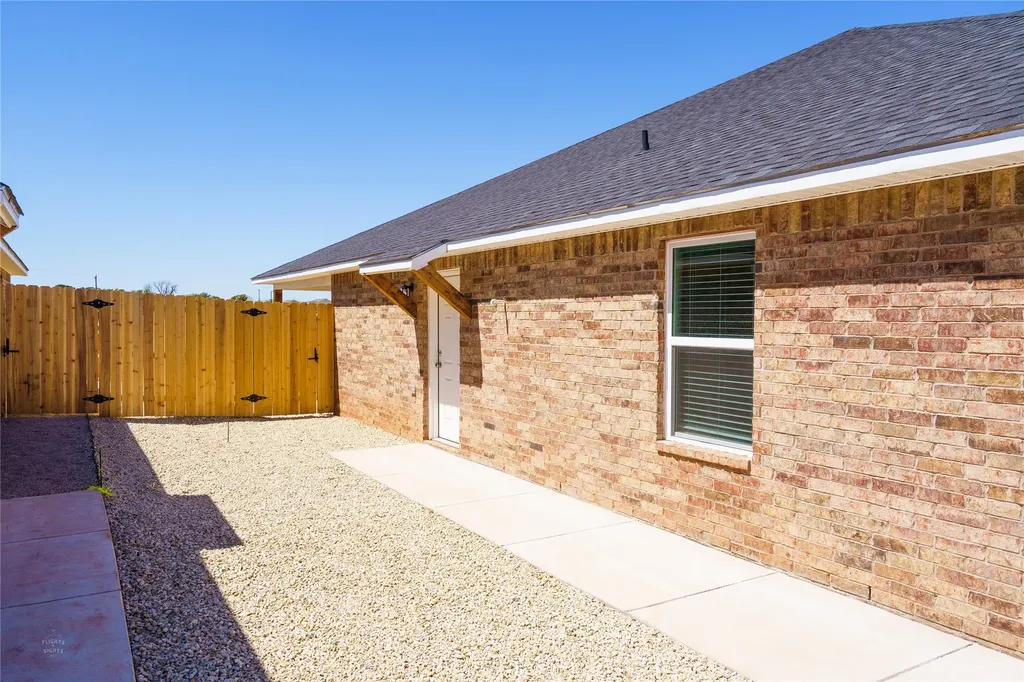 2704 Roman Lane Abilene TX 79606