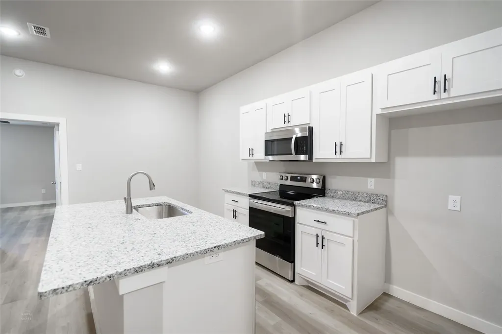 2704 Roman Lane Abilene TX 79606