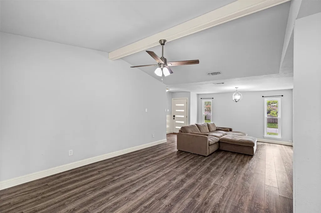1005 Keller Avenue Benbrook TX 76126