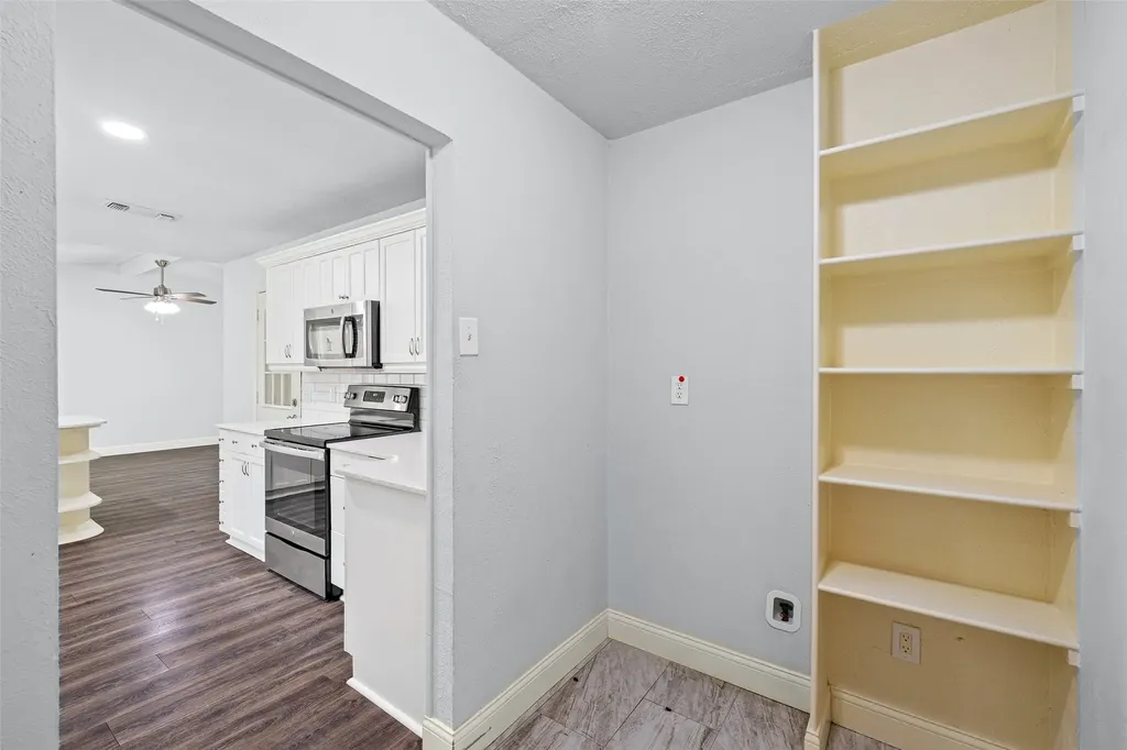 1005 Keller Avenue Benbrook TX 76126