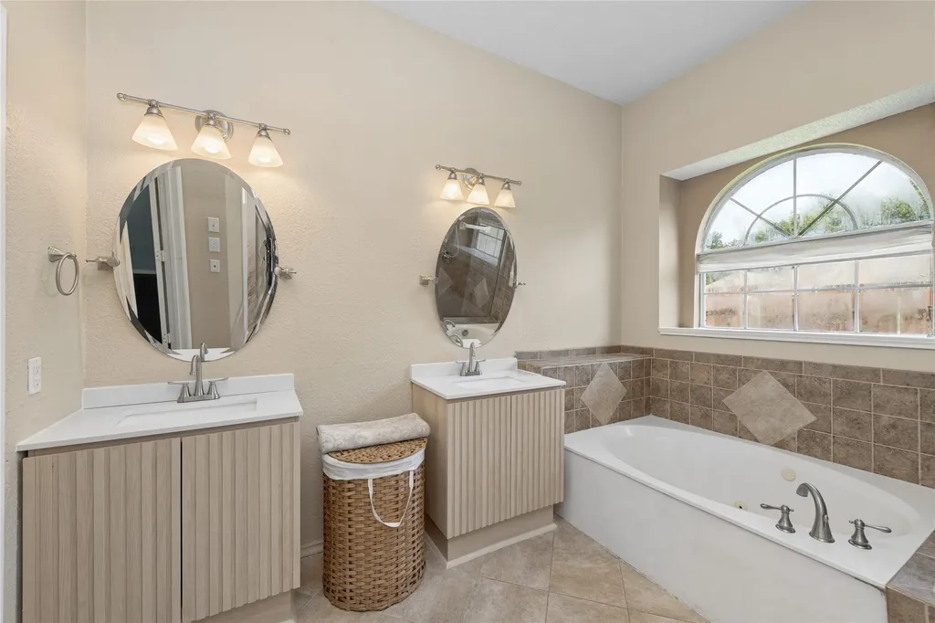 4202 Timberglen Road Dallas TX 75287