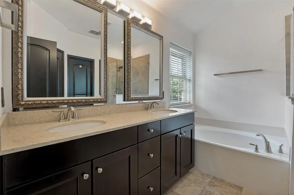 3906 Asbury Lane Addison TX 75001