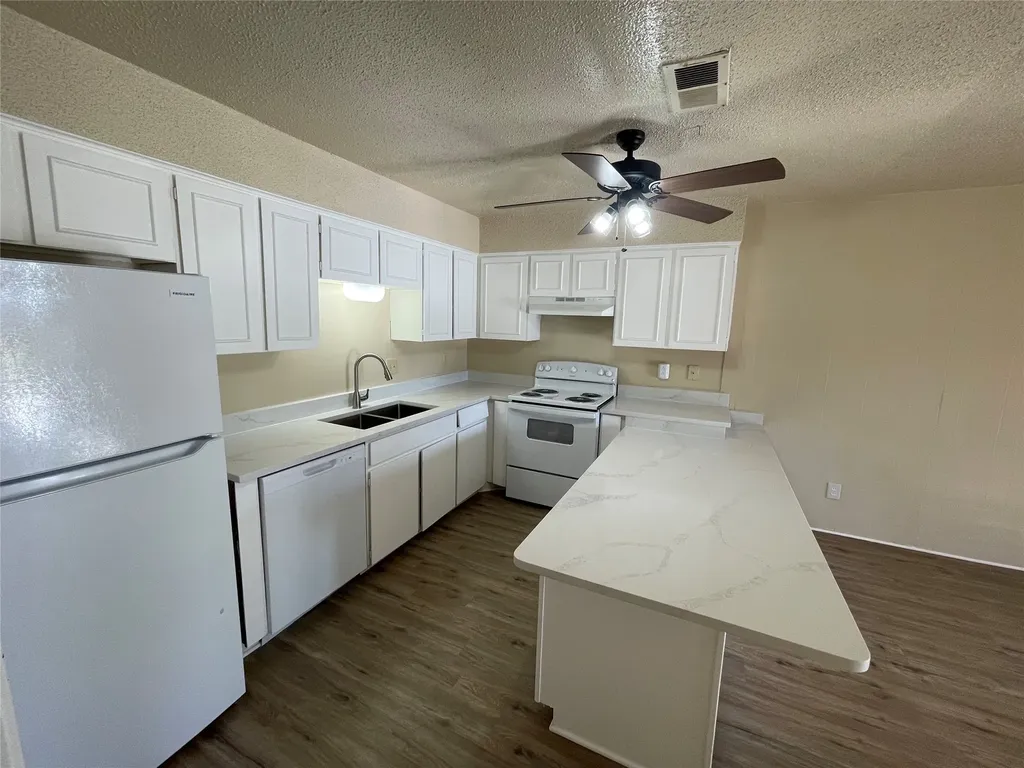61 Runaway Bay Drive Runaway Bay TX 76426