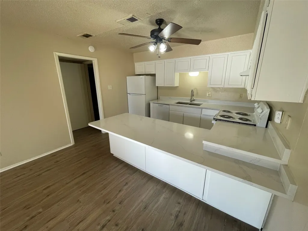61 Runaway Bay Drive Runaway Bay TX 76426