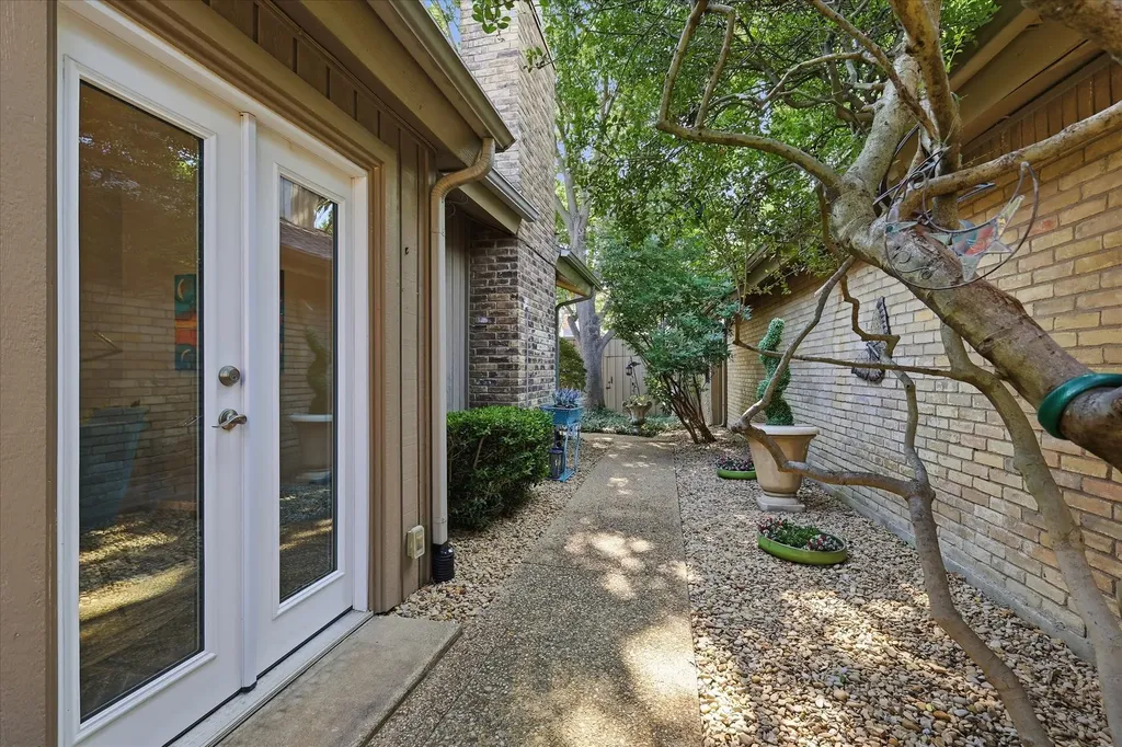 15614 Ranchita Drive Dallas TX 75248