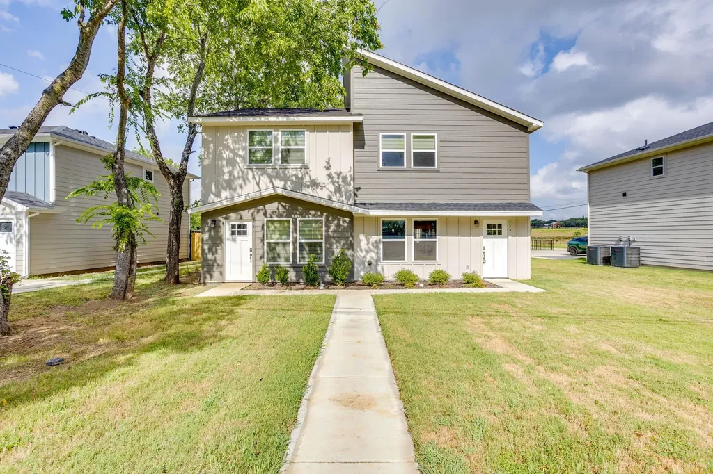 931-933 River Road Fort Worth TX 76114