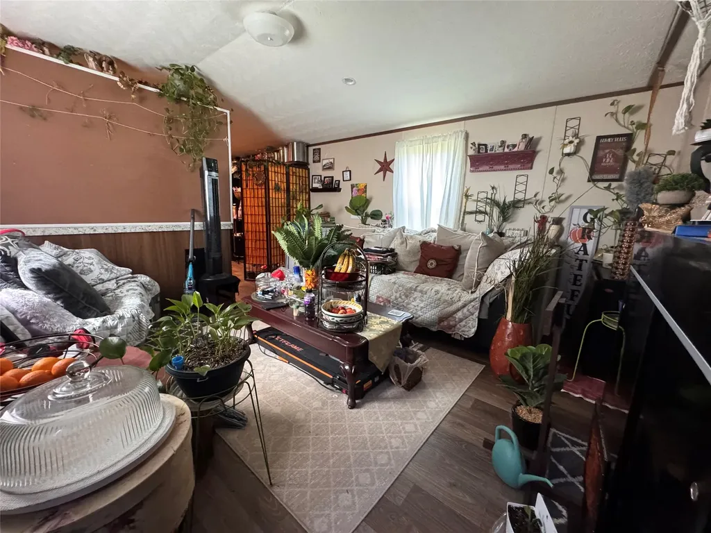 612 W Broadway Jefferson TX 75653