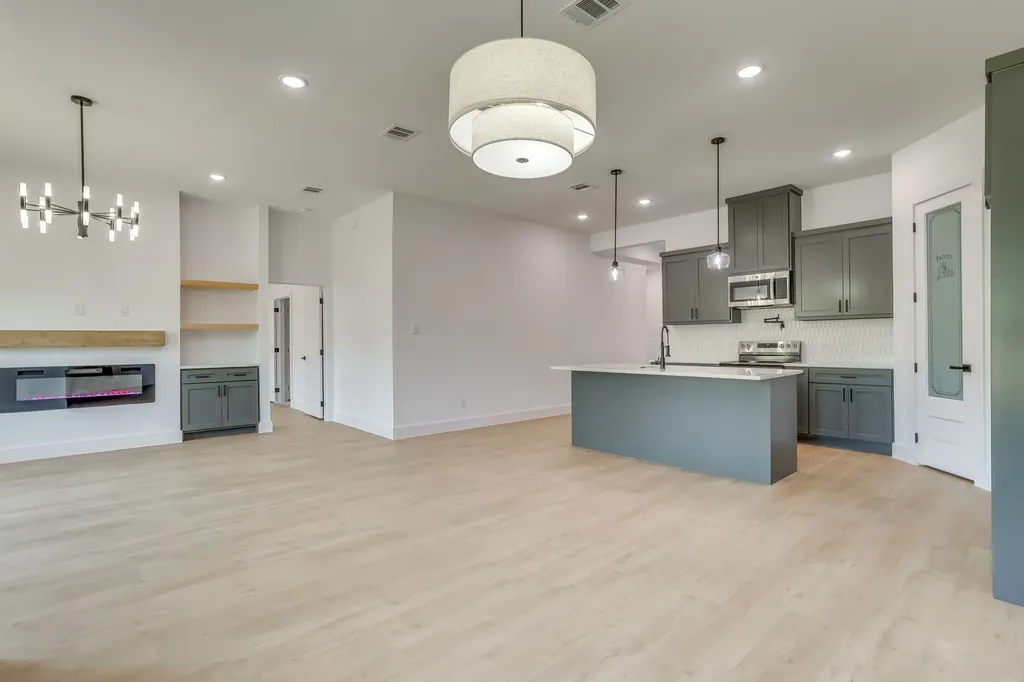 5225 Humbert Avenue Fort Worth TX 76107