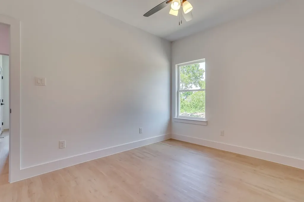 5225 Humbert Avenue Fort Worth TX 76107