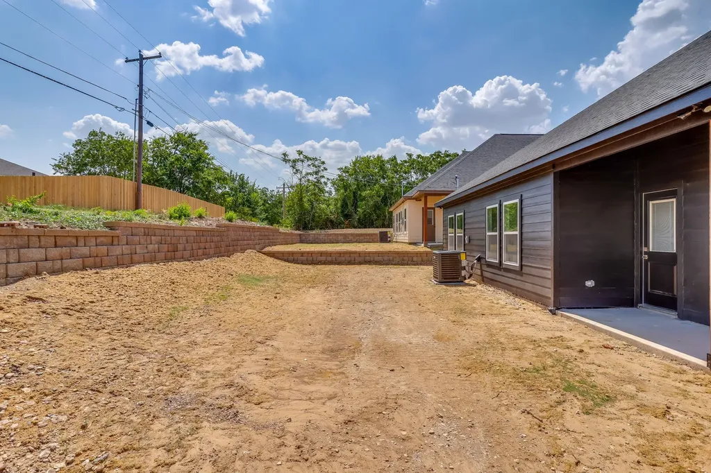 5225 Humbert Avenue Fort Worth TX 76107
