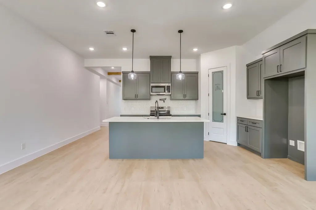 5225 Humbert Avenue Fort Worth TX 76107
