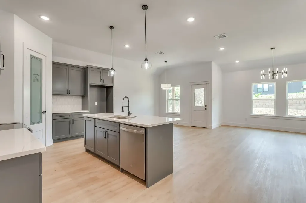 5225 Humbert Avenue Fort Worth TX 76107