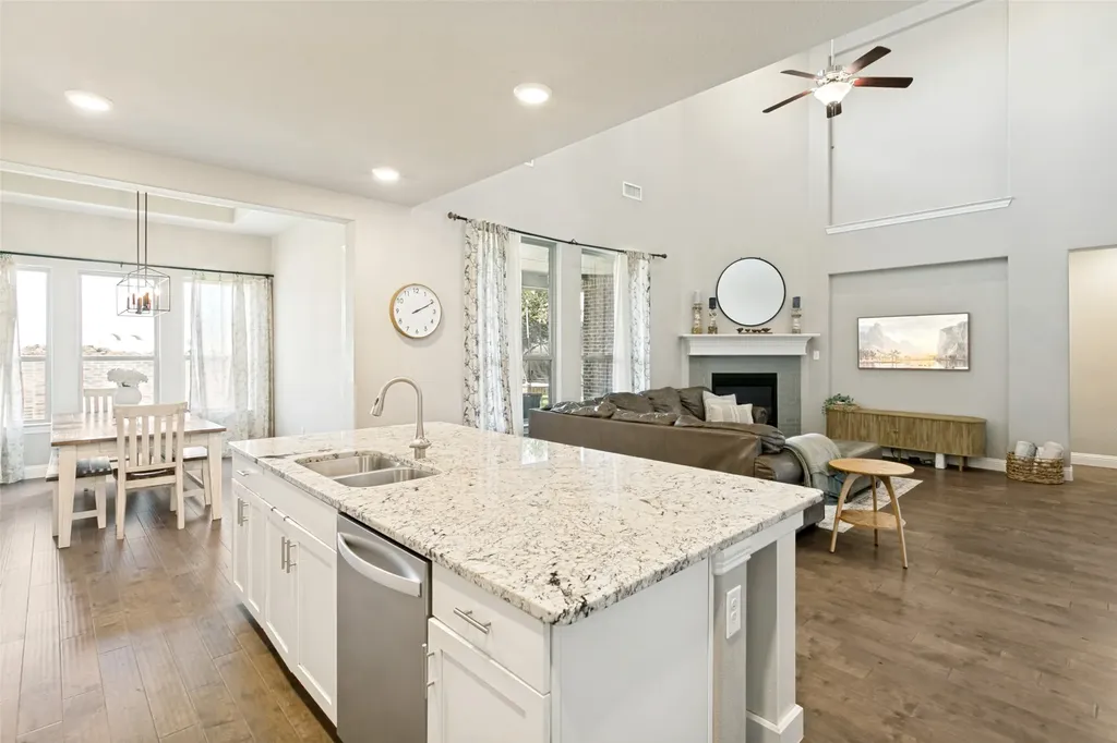 3205 Newsom Ridge Drive Mansfield TX 76063
