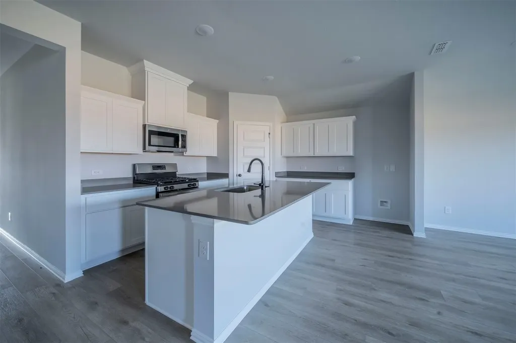 516 Ridgewood Drive Van Alstyne TX 75495