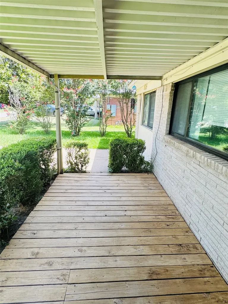 816 Lakeside Drive Mesquite TX 75149