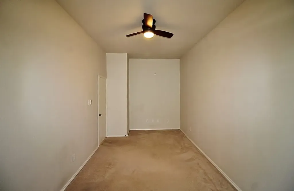 2816 Park Springs Drive Grand Prairie TX 75052