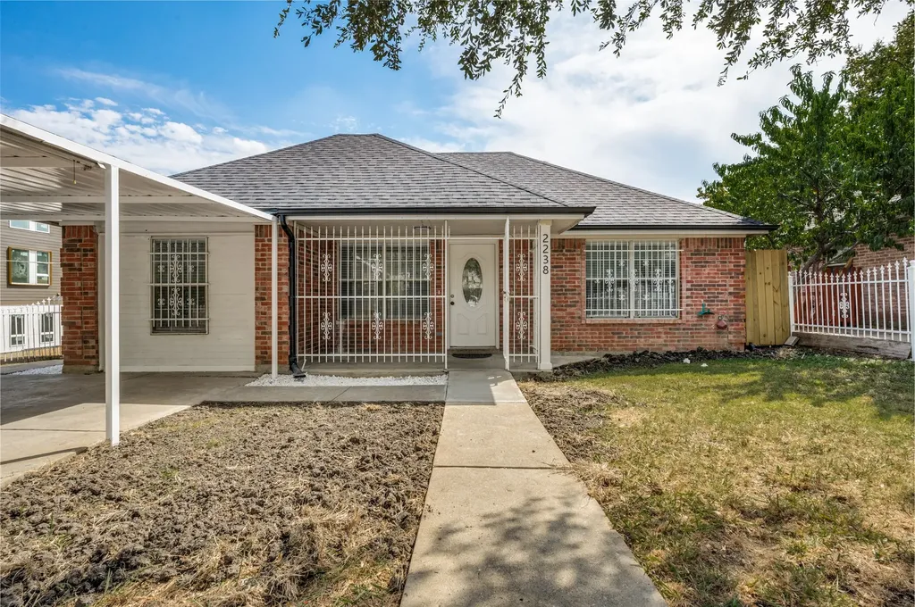 2238 Arroyo Avenue Dallas TX 75219