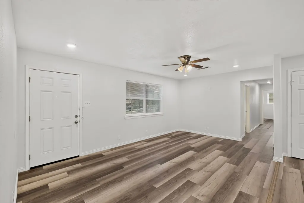 4401 Steven Street North Richland Hills TX 76180