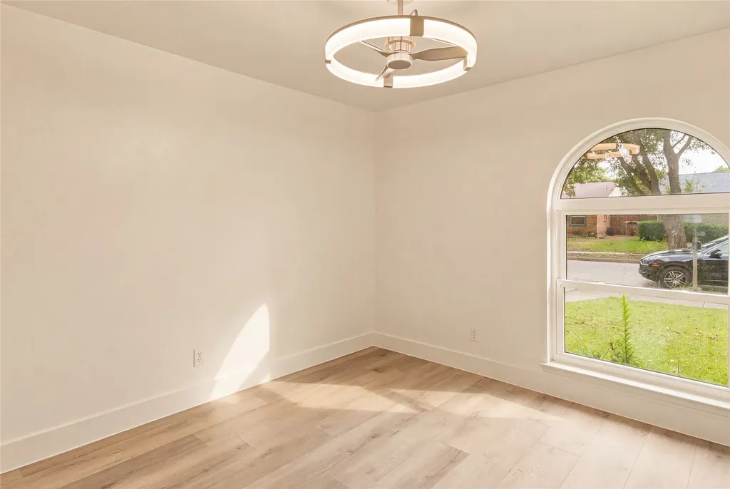 2733 Teakwood Drive Garland TX 75044