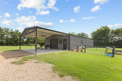 7122 Farm Road 1499 Sumner TX 75486