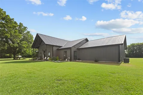 7122 Farm Road 1499 Sumner TX 75486