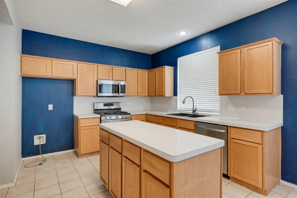 6112 Bowin Drive Fort Worth TX 76132