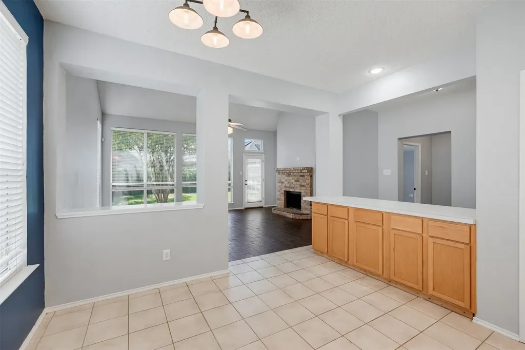 6112 Bowin Drive Fort Worth TX 76132