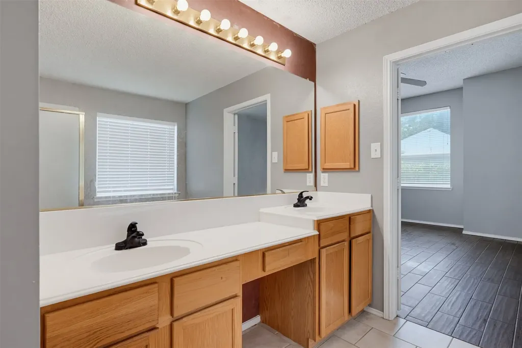 6112 Bowin Drive Fort Worth TX 76132
