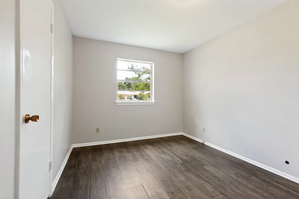12123 Sunland Street Dallas TX 75218