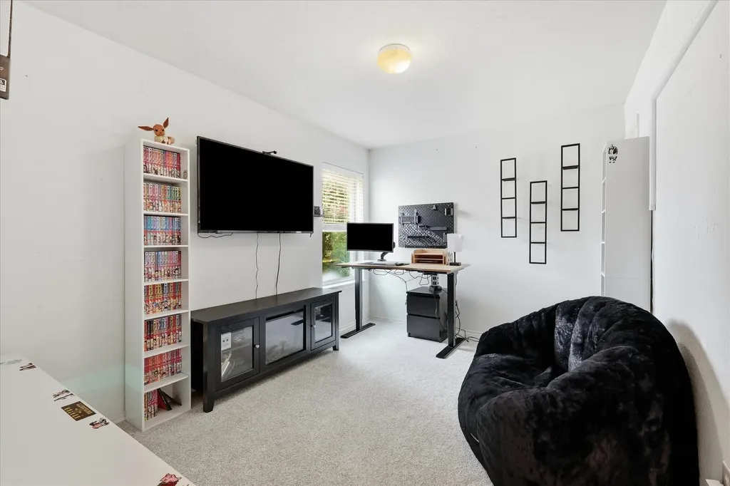 117 Hampton Court Rhome TX 76078