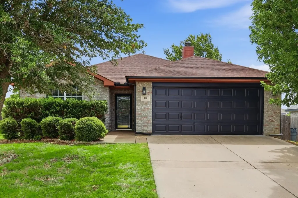 117 Hampton Court Rhome TX 76078