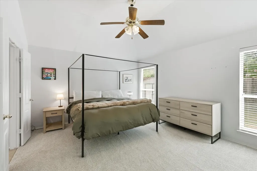 117 Hampton Court Rhome TX 76078