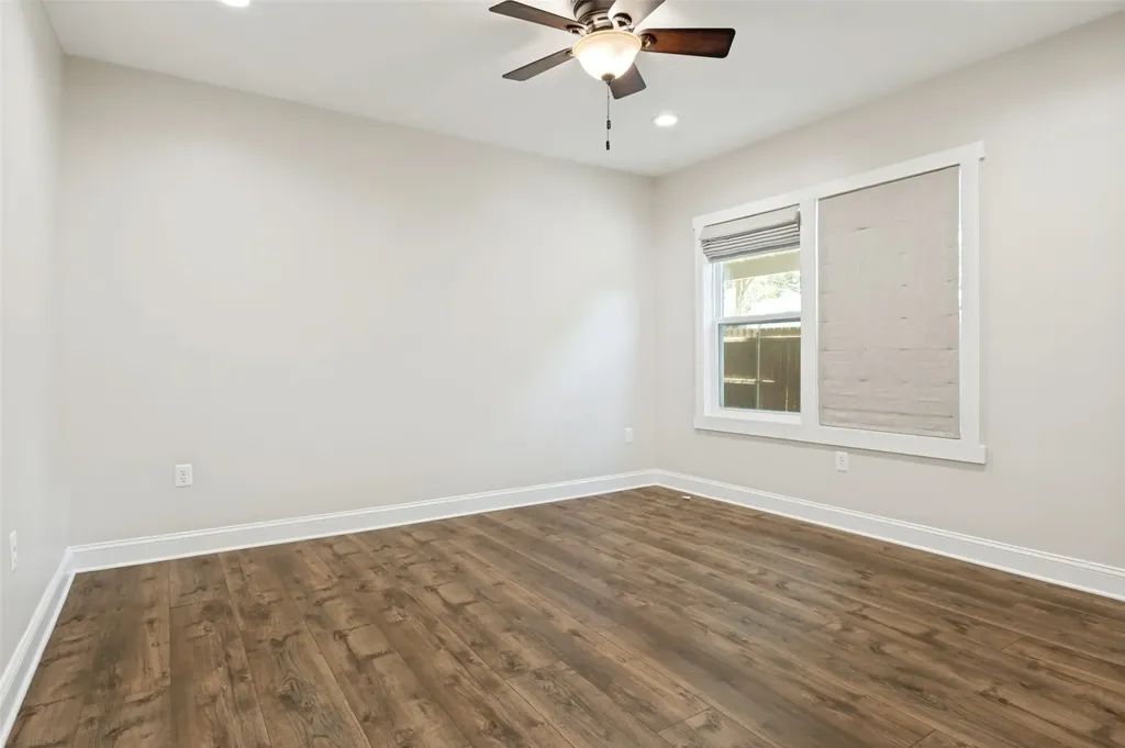 3233 Lubbock Avenue Fort Worth TX 76109