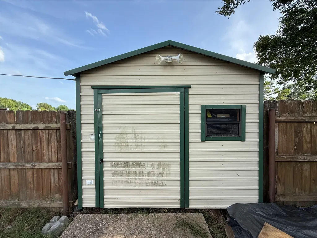 13658 Woodridge Eustace TX 75124