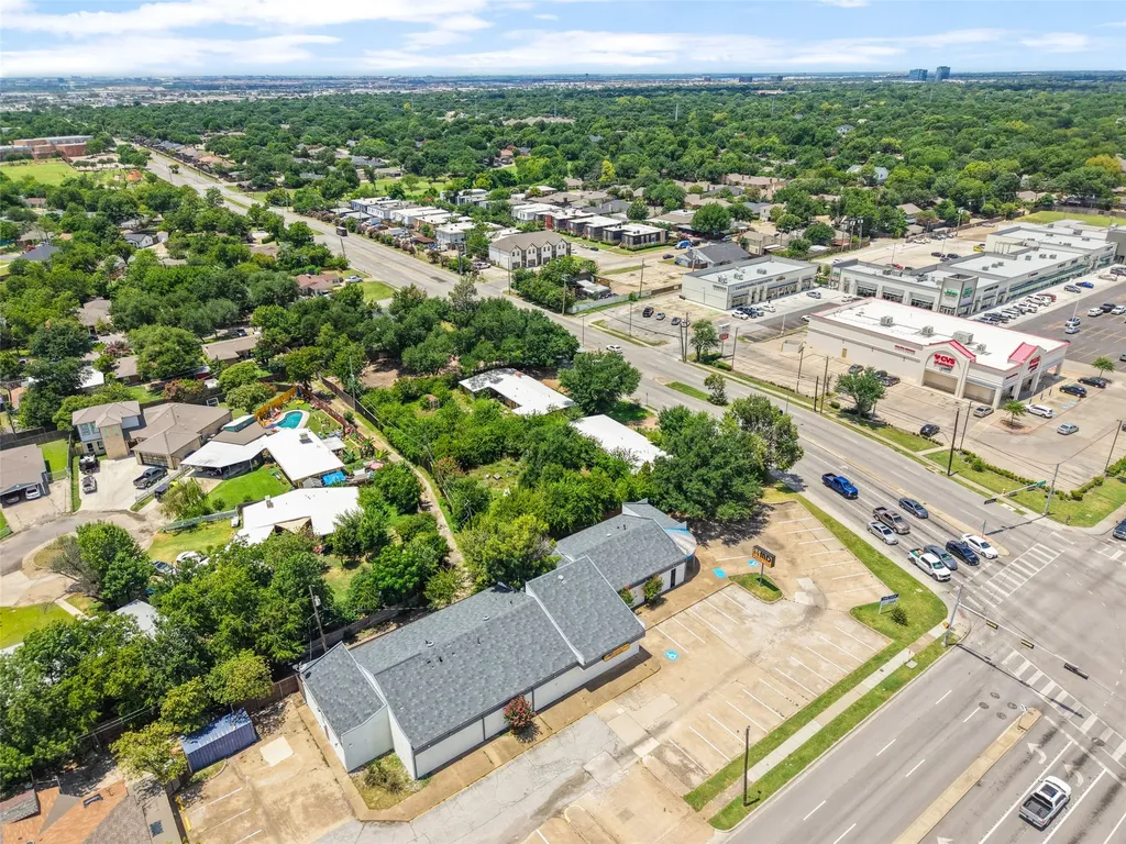 3650 Walnut Hill Lane Dallas TX 75229