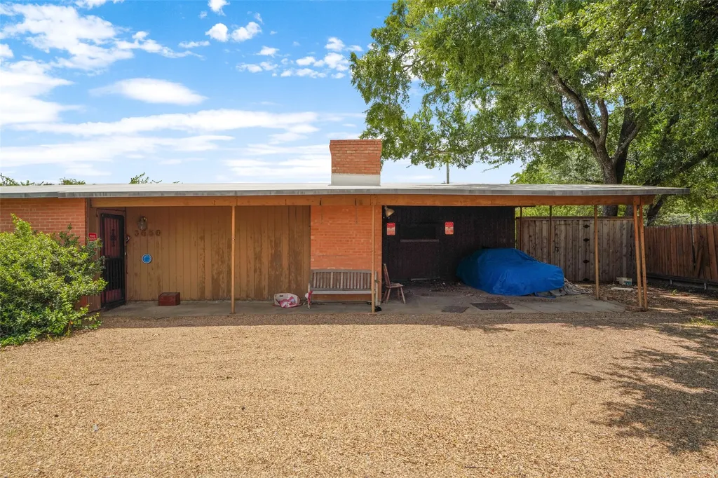 3650 Walnut Hill Lane Dallas TX 75229