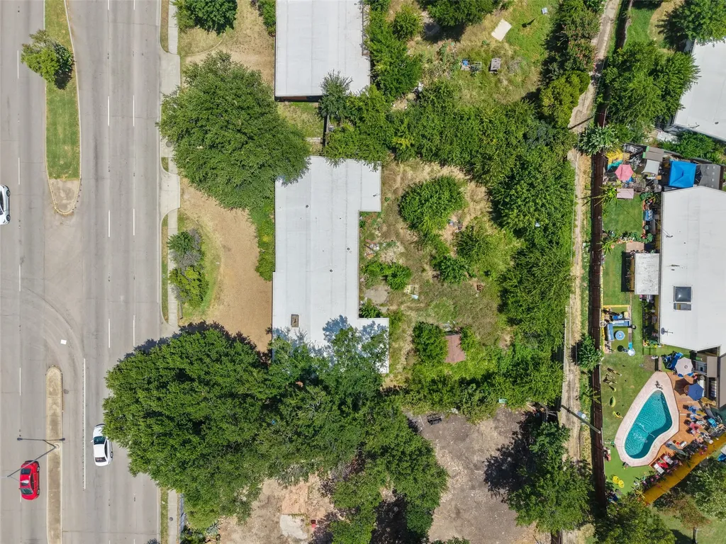 3650 Walnut Hill Lane Dallas TX 75229